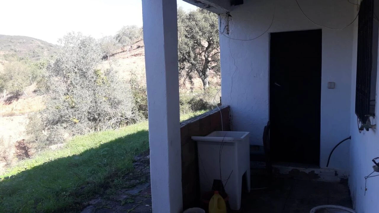 Moradia T3 para Venda em São Bartolomeu de Messines Foto 28