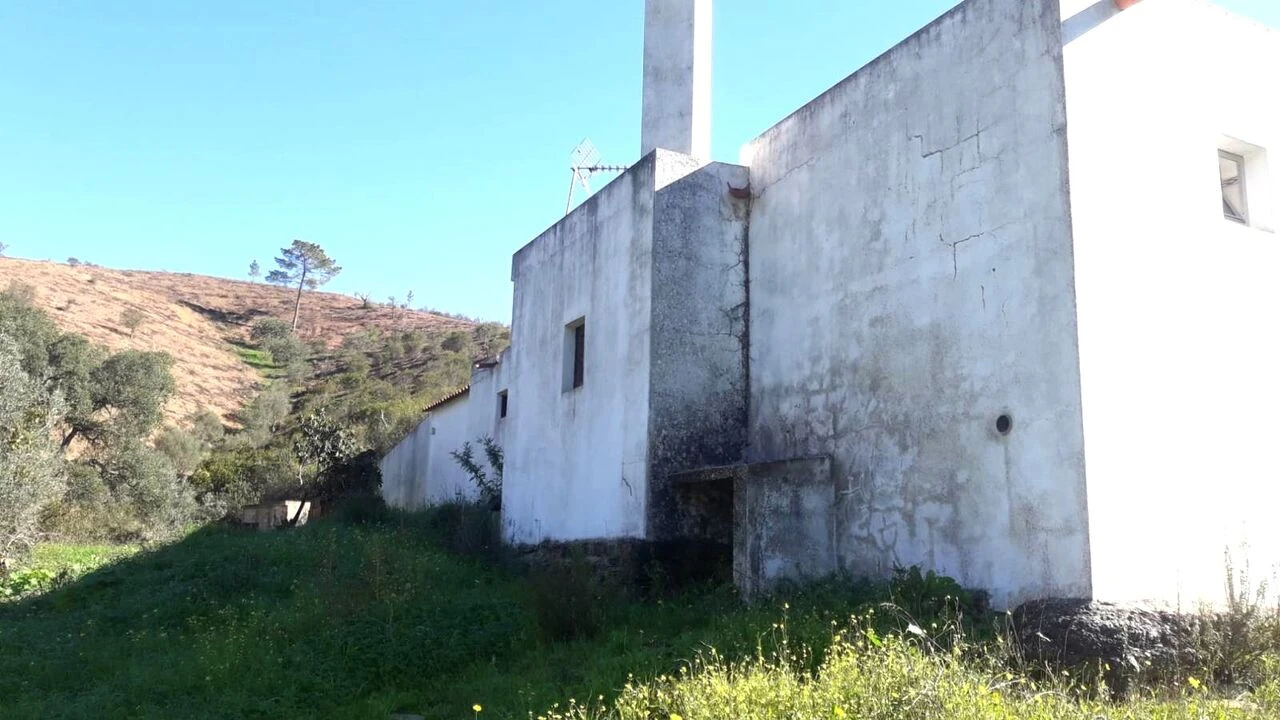 Moradia T3 para Venda em São Bartolomeu de Messines Foto 38