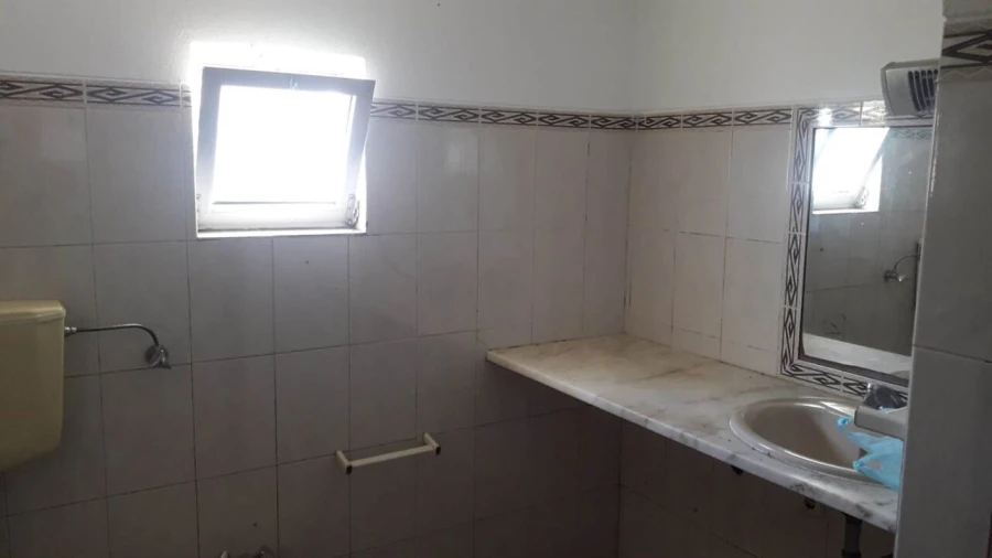 Moradia T3 para Venda em São Bartolomeu de Messines Foto 32