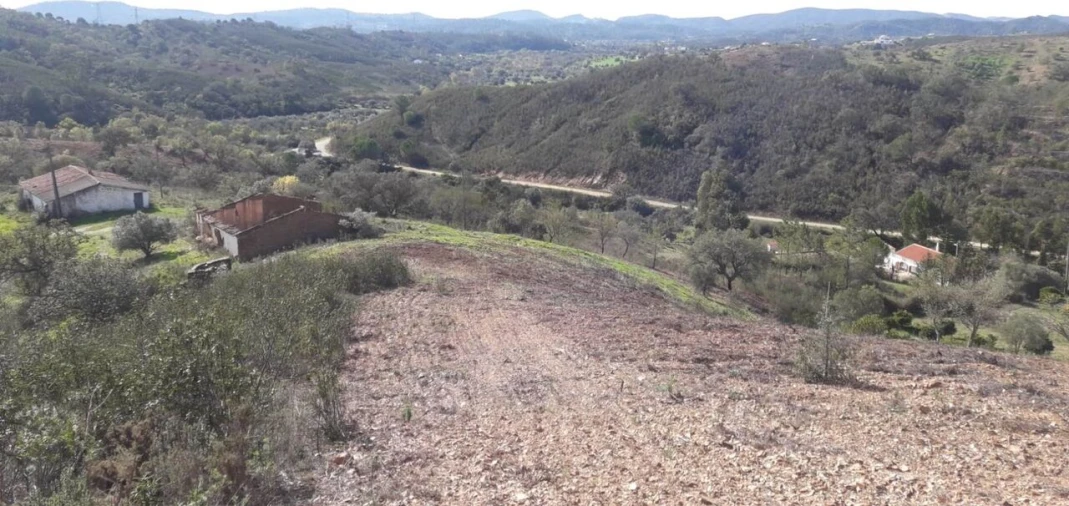 Moradia T3 para Venda em São Bartolomeu de Messines Foto 44