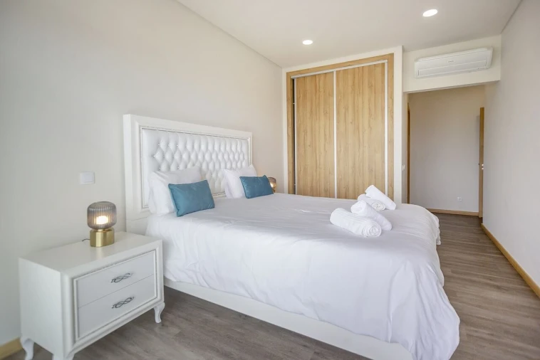 Apartamento T3 para Venda em Albufeira e Olhos de Água Foto 9