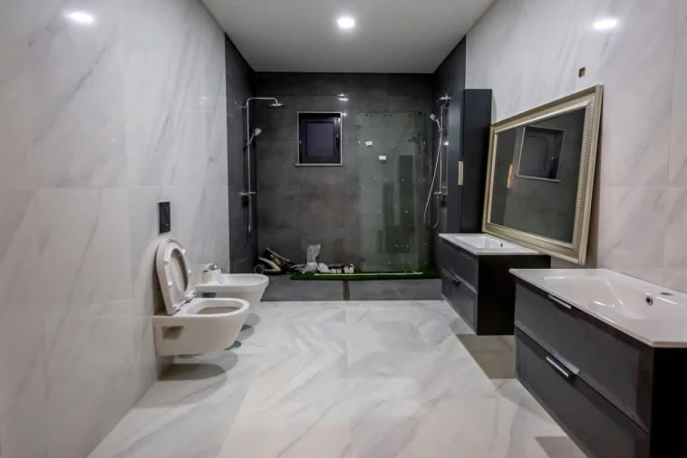 Apartamento T2 para Venda em Albufeira e Olhos de Água Foto 13