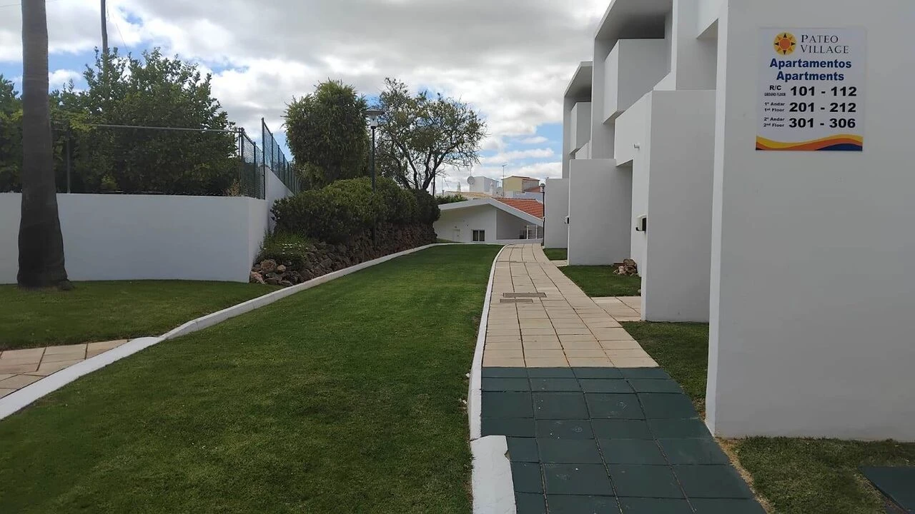 Apartamento T1 para Venda em Albufeira e Olhos de Água Foto 20