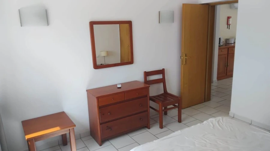 Apartamento T1 para Venda em Albufeira e Olhos de Água Foto 14