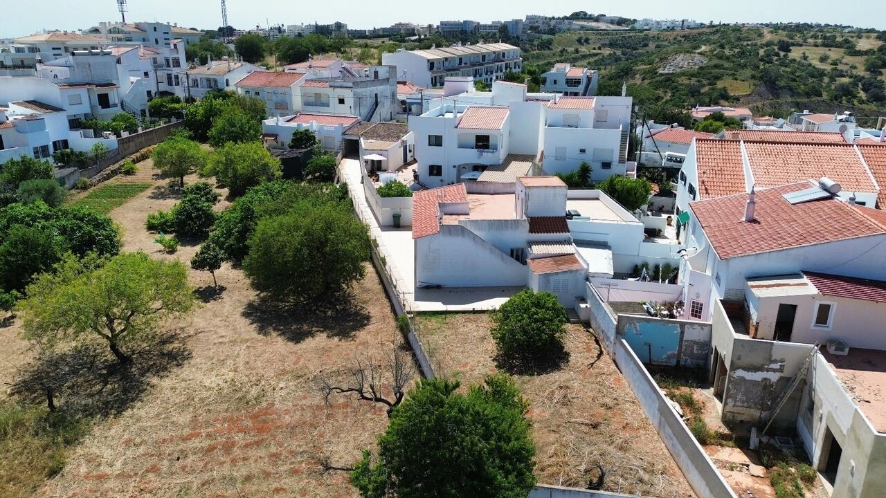 Moradia T3 para Venda em Albufeira e Olhos de Água Foto 47
