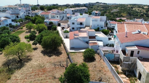Moradia T3 para Venda em Albufeira e Olhos de Água