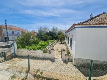 Terreno para Venda em Alcantarilha e Pêra