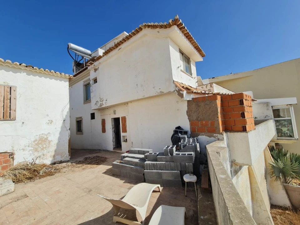 Moradia T6 para Venda em Albufeira e Olhos de Água Foto 3