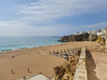 Moradia T6 para Venda em Albufeira e Olhos de Água