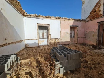 Moradia T6 para Venda em Albufeira e Olhos de Água