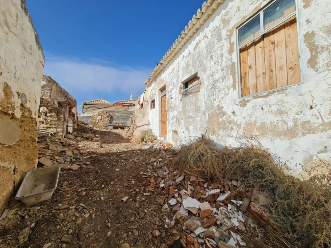 Moradia T6 para Venda em Albufeira e Olhos de Água Foto 11