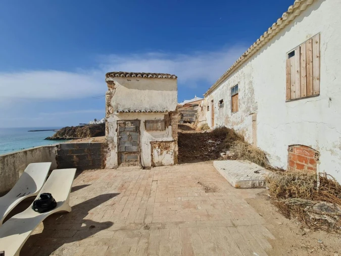 Moradia T6 para Venda em Albufeira e Olhos de Água Foto 10