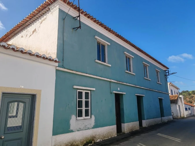 Moradia T6 para Venda em Santana da Serra Foto 2