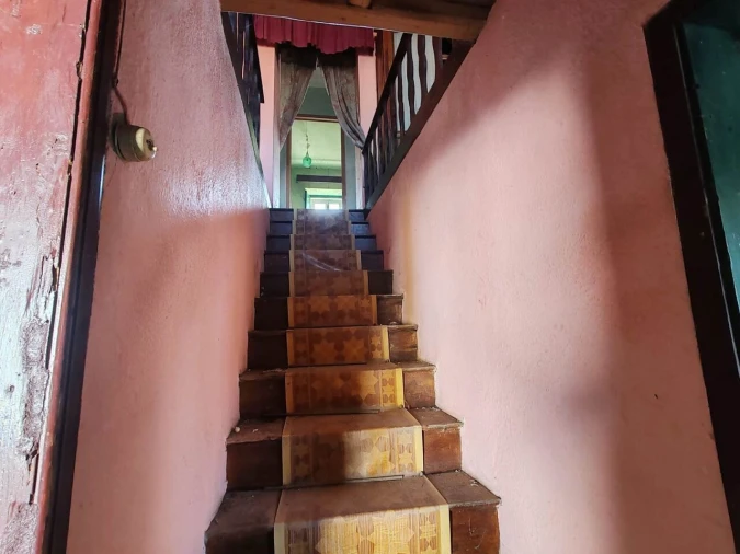 Moradia T6 para Venda em Santana da Serra Foto 7