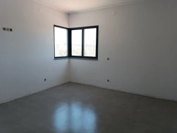 Moradia T7 para Venda em Quarteira