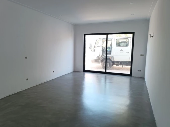 Moradia T7 para Venda em Quarteira Foto 4