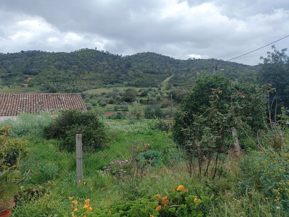 Moradia T3 para Venda em Alte Foto 19