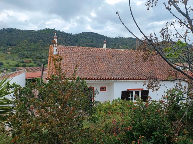 Moradia T3 para Venda em Alte Foto 22