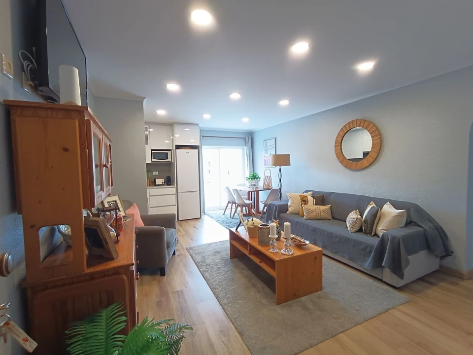 Apartamento T1 para Venda em Albufeira e Olhos de Água Foto 1