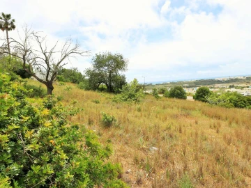 Terreno para Venda em Albufeira e Olhos de Água