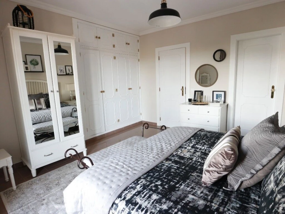 Moradia T4 para Venda em Guia Foto 23