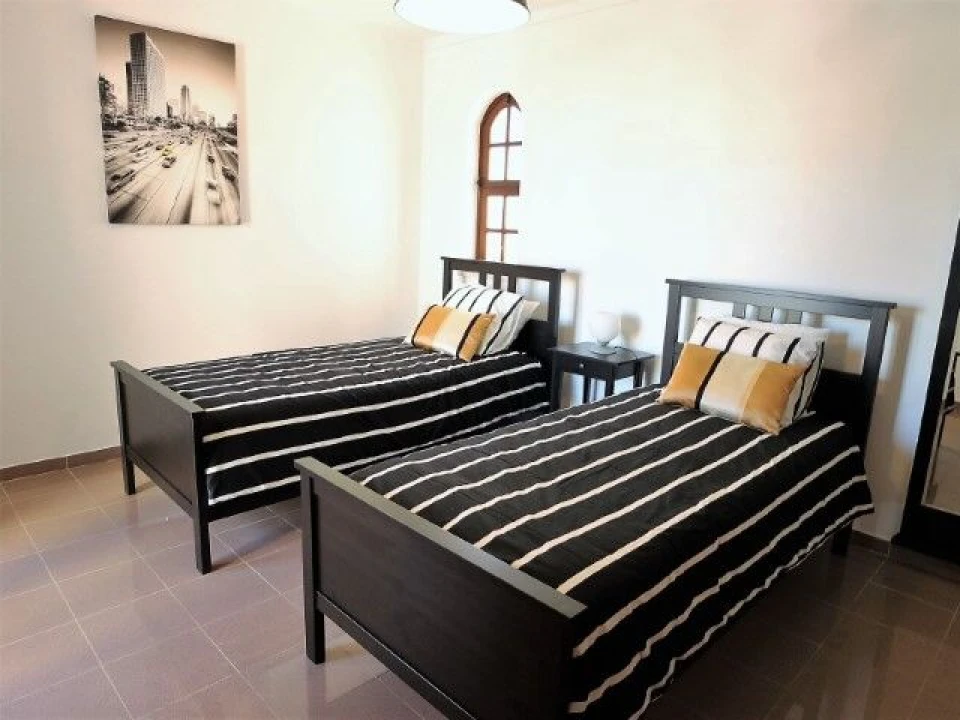 Moradia T4 para Venda em Guia Foto 32