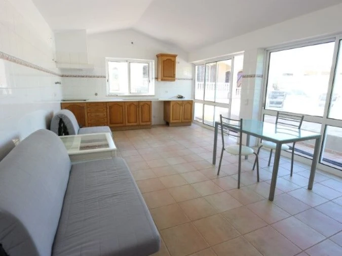 Moradia T4 para Venda em Guia Foto 36