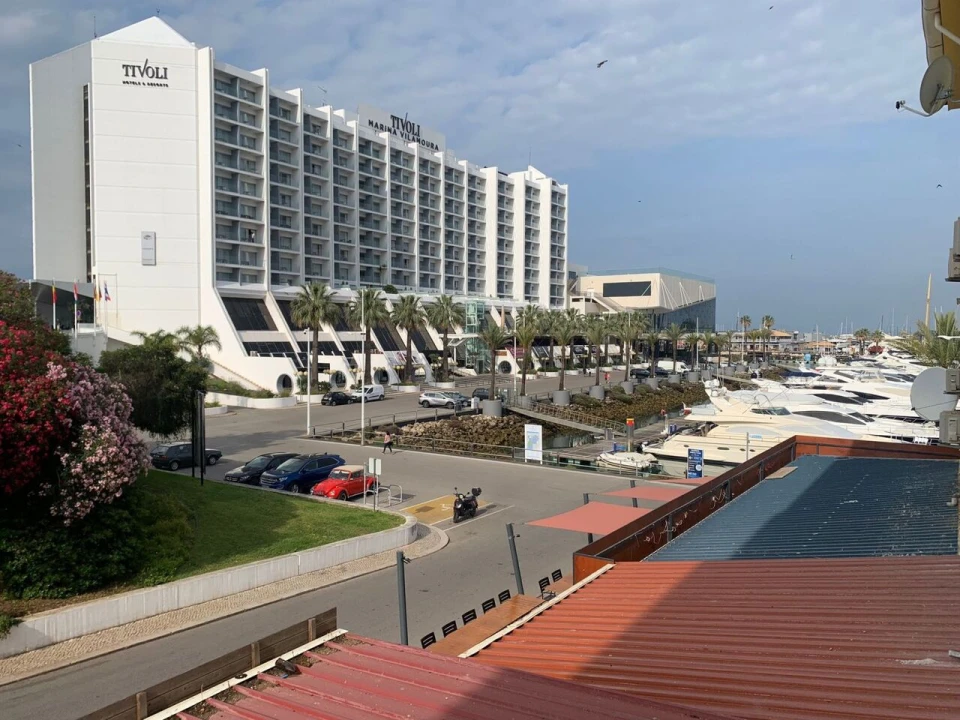 Apartamento T1 para Venda em Quarteira Foto 5