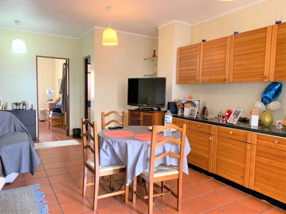 Apartamento T1 para Venda em Quarteira Foto 3