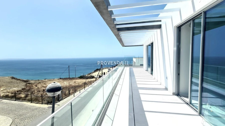 Apartamento T3 para Venda em Aljezur Foto 2