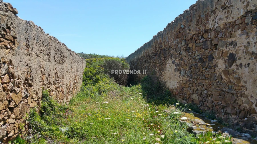 Quinta T0 para Venda em Bordeira Foto 14