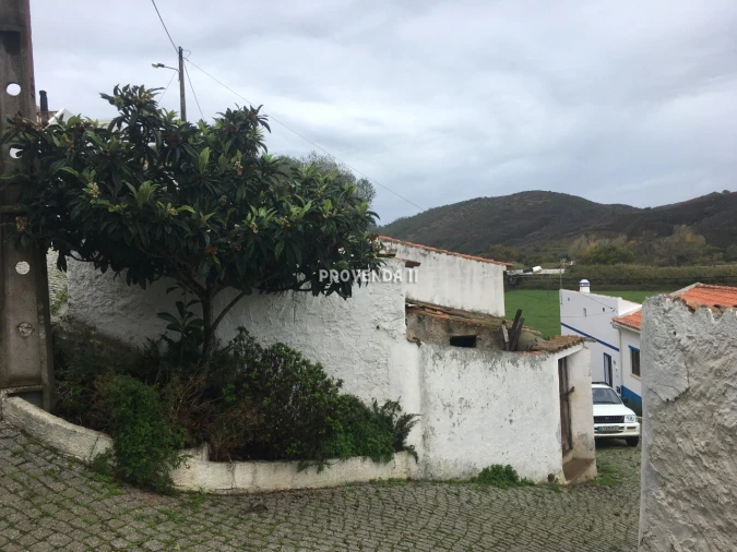 Moradia T0 para Venda em Bordeira Foto 7