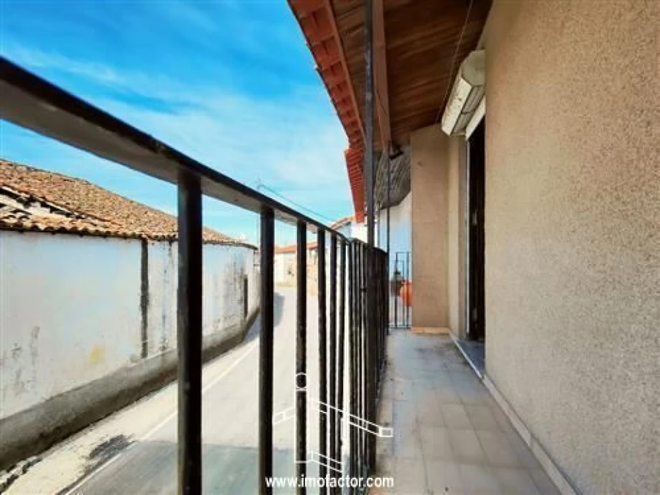 Moradia T3 para Venda em Lardosa Foto 4