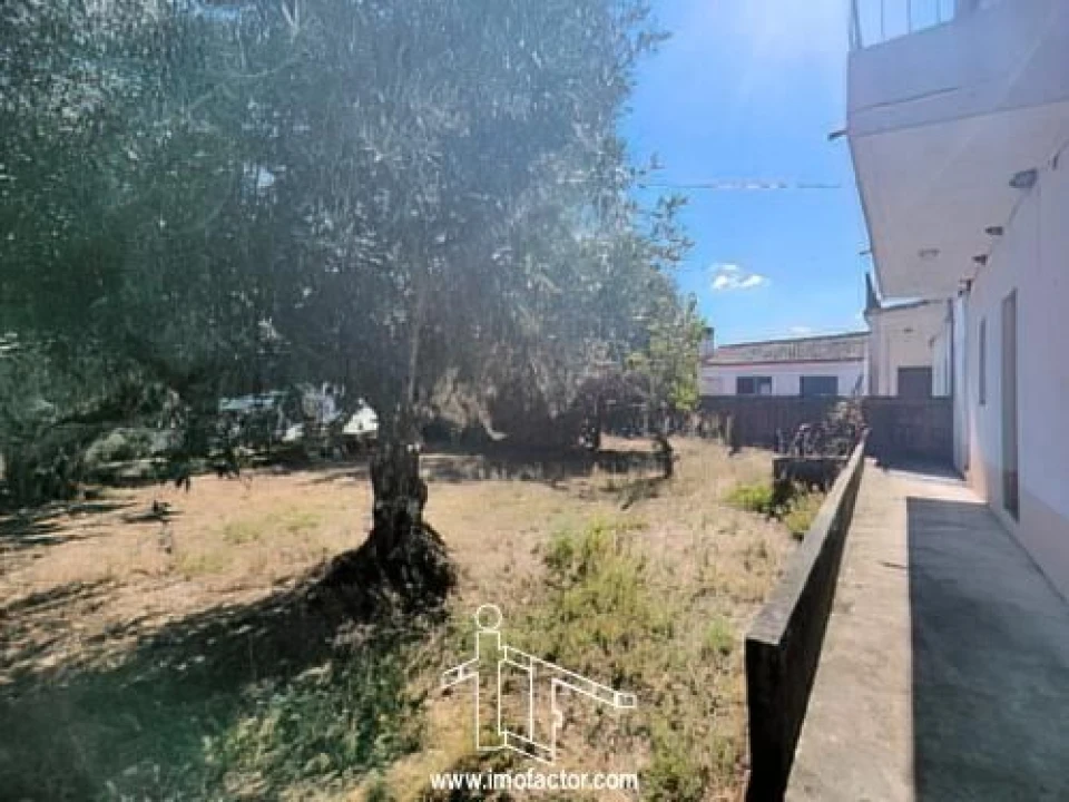 Moradia T5 para Venda em Santo Andre das Tojeiras Foto 4