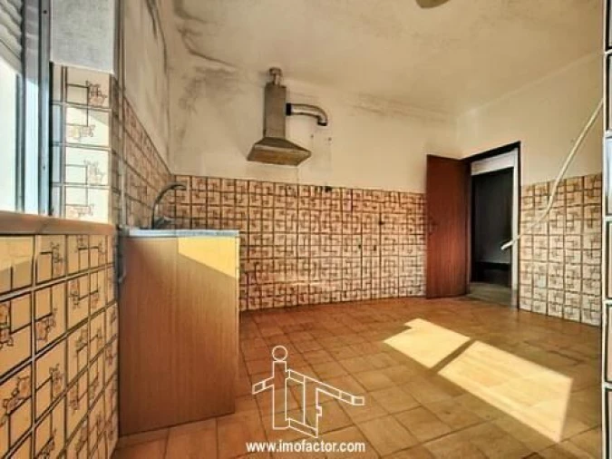 Moradia T2 para Venda em Cebolais de Cima e Retaxo Foto 2