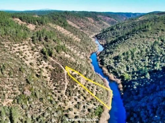 Terreno para Venda em Santo Andre das Tojeiras Foto 1