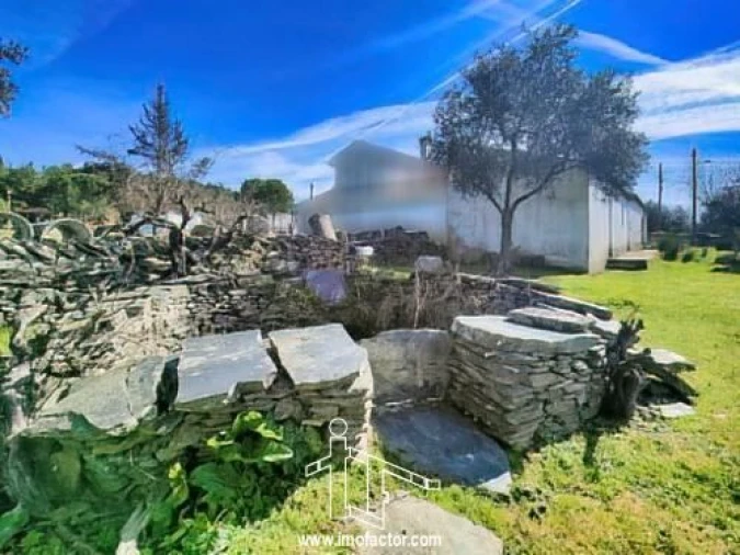 Moradia T1 para Venda em Vila Velha de Rodão Foto 4