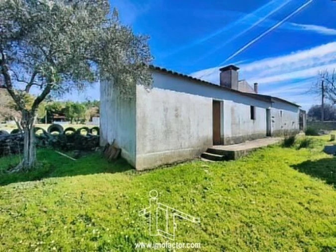 Moradia T1 para Venda em Vila Velha de Rodão Foto 1