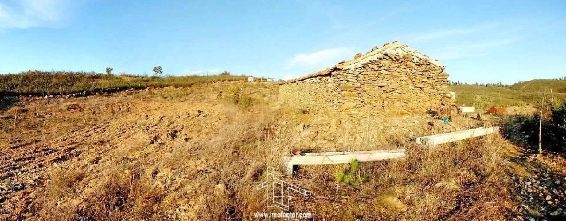 Quinta T0 para Venda em Fratel Foto 7