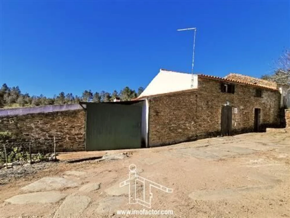 Quinta T3 para Venda em Vila Velha de Rodão Foto 2