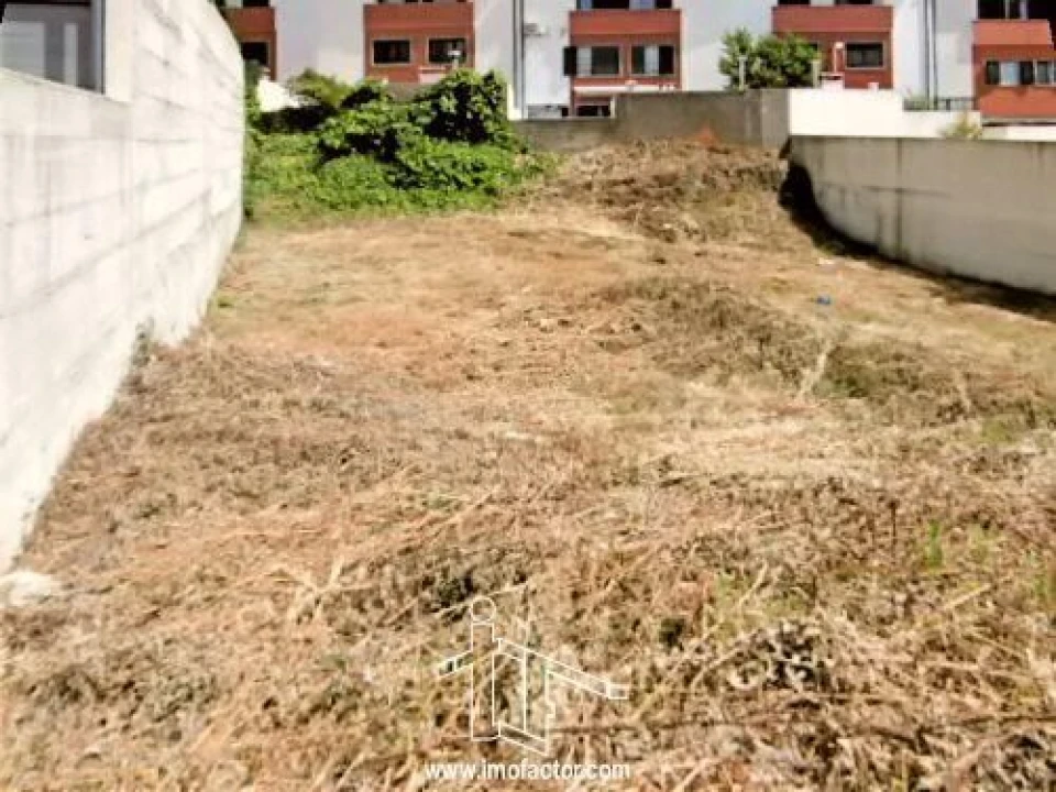 Terreno para Venda em Castelo Branco Foto 2