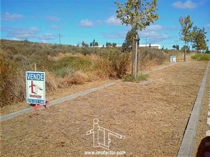 Terreno para Venda em Castelo Branco Foto 1