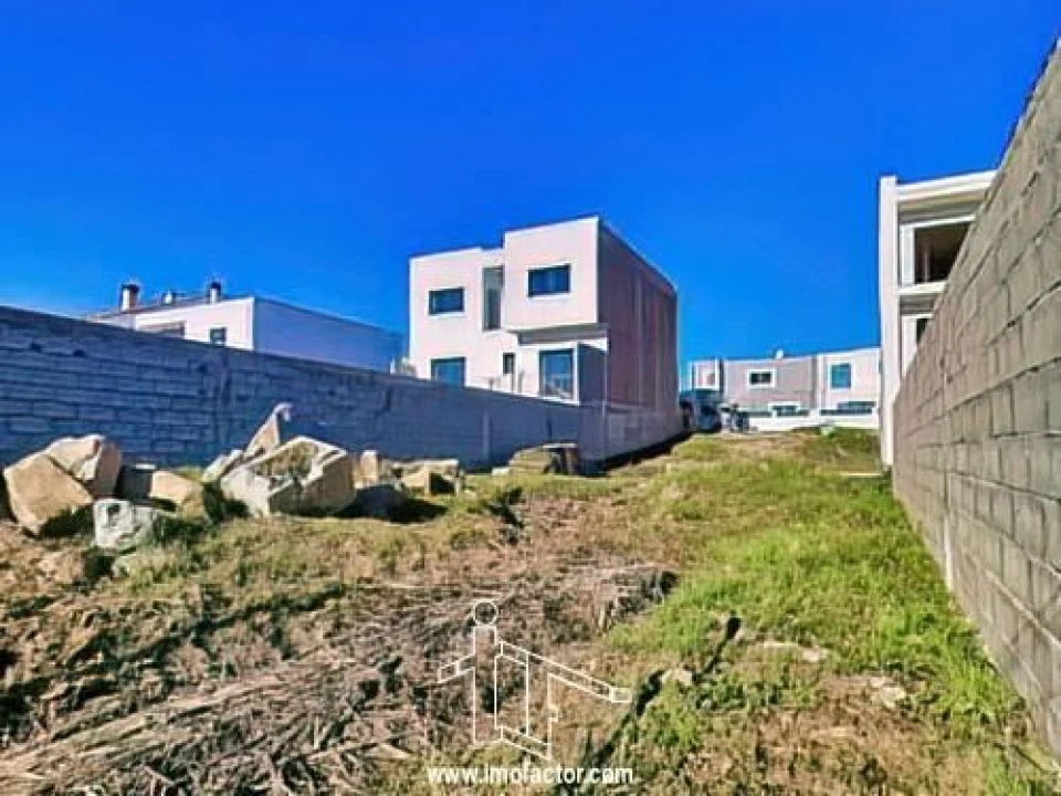 Terreno para Venda em Castelo Branco Foto 1