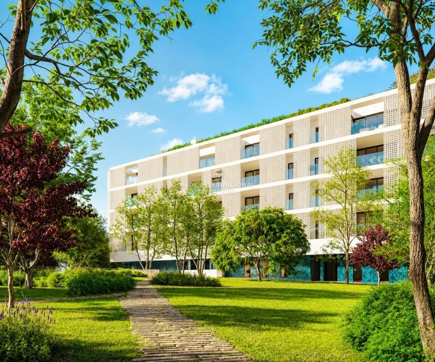 Apartamento T3 para Venda em Quarteira Foto 2