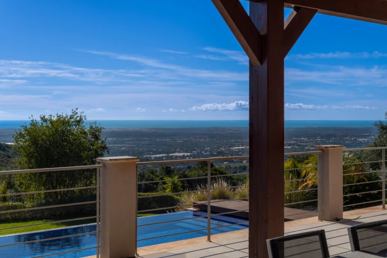 Moradia T5 para Venda em Santa Barbara de Nexe Foto 53