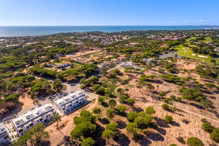 Moradia T3 para Venda em Almancil Foto 7