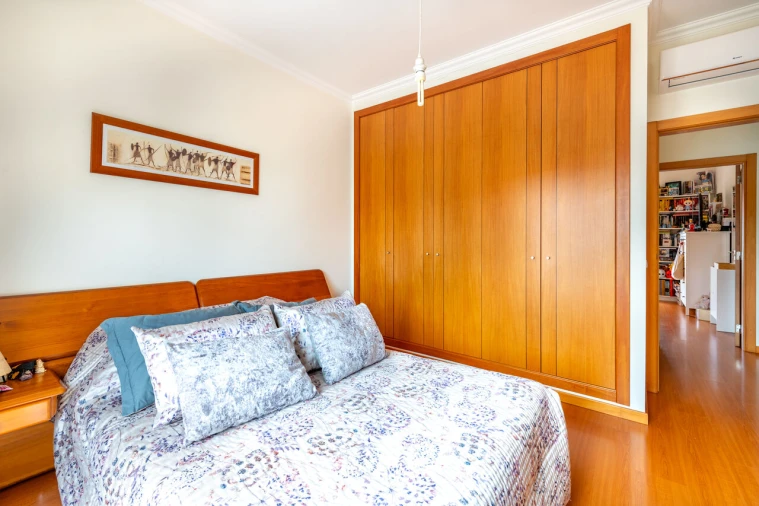 Moradia T3 para Venda em Boliqueime Foto 9