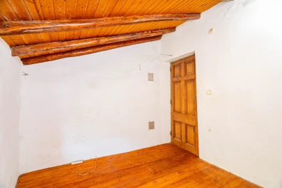 Quinta T3 para Venda em Monchique