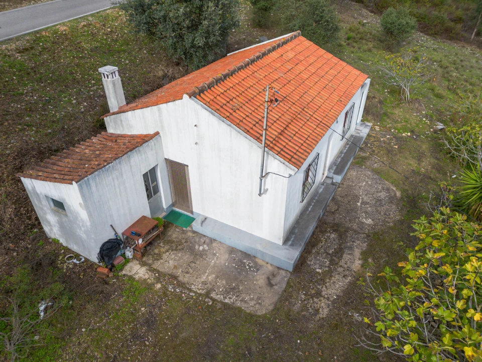 Quinta T0 para Venda em Monchique Foto 2