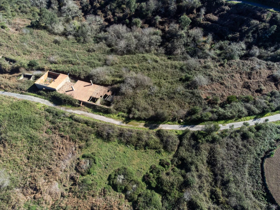 Quinta T0 para Venda em Monchique Foto 8